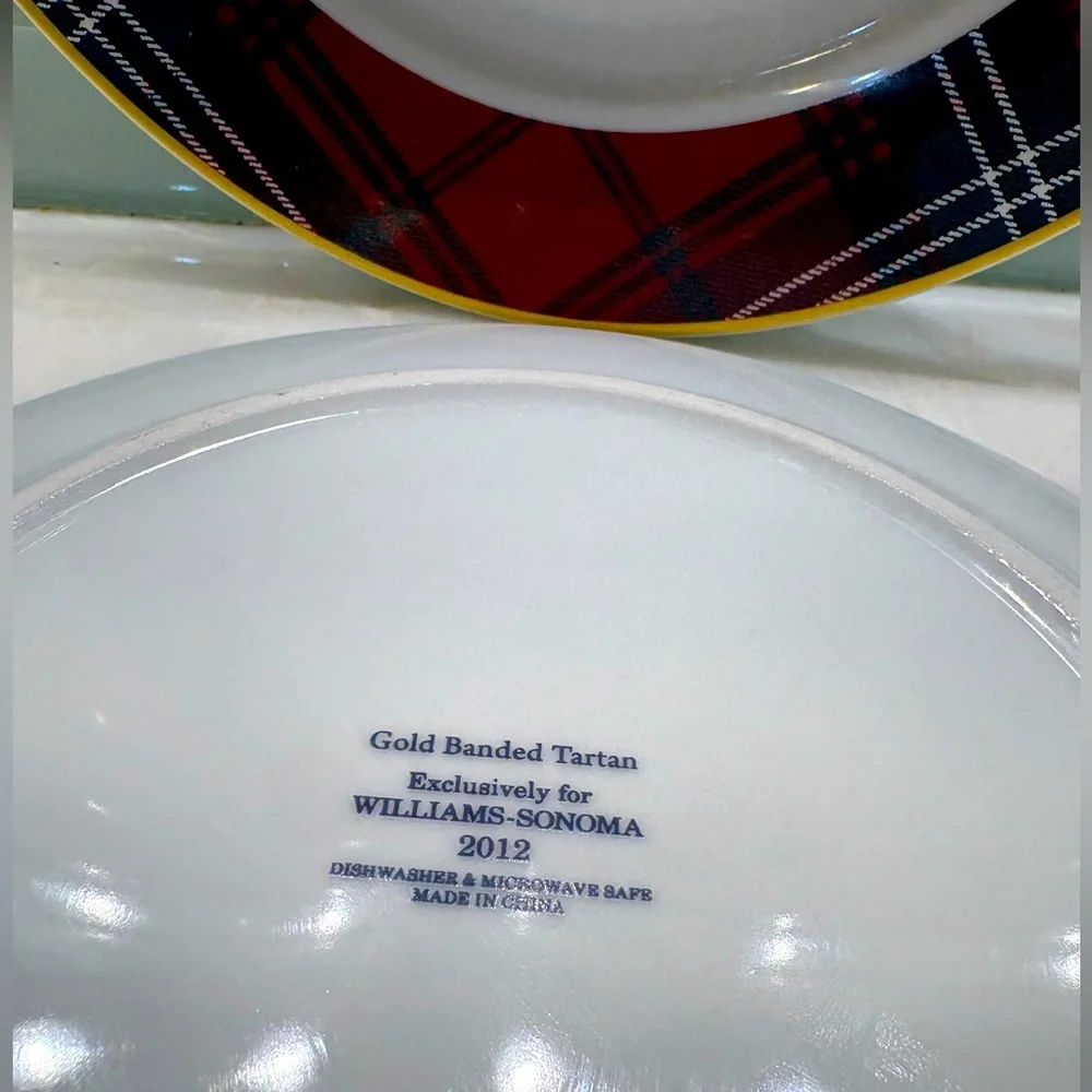 Two Williams-Sonoma Gold Banded Tartan 2012 Plates